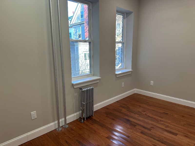 Building Photo - 64 Sherman Pl