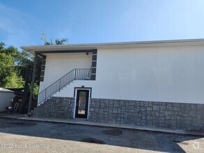 Building Photo - 44 Bonaventure Dr