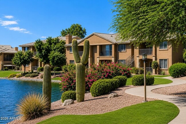 Building Photo - 16013 S Desert Foothills Pkwy