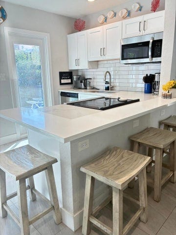 Building Photo - 3412 Spring St