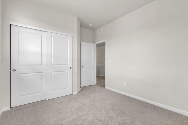 Building Photo - 23895 E Rocky Top Pl