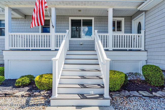 Primary Photo - 1648 Center St