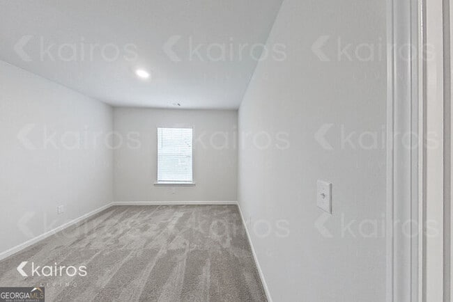 Building Photo - 3428 Bridgewood Dr