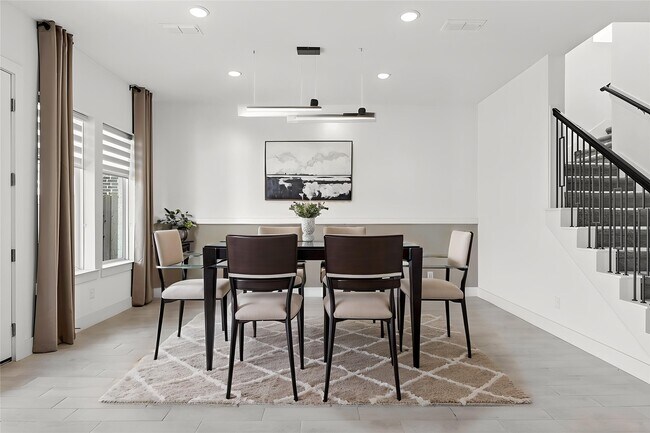 Building Photo - 32018 Crested Knl Ct