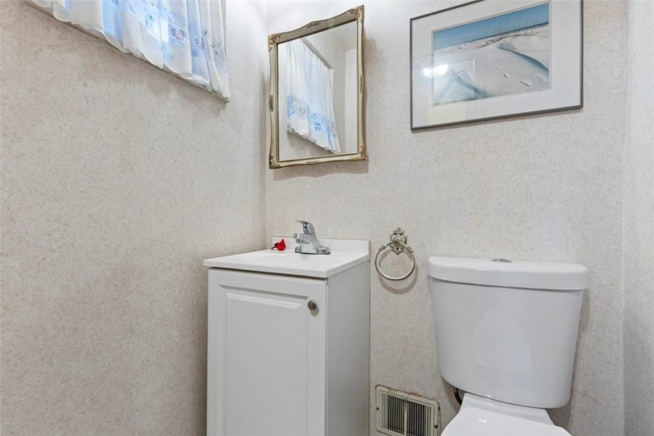 Ground floor half bath - 3642 Linden Ave
