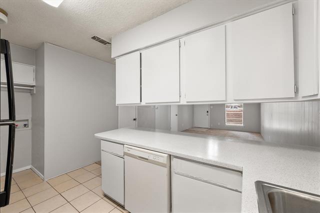 Building Photo - 1803 Harry Ct