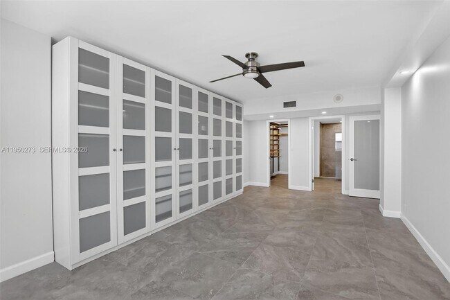 Building Photo - 1625 SE 10th Ave