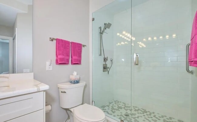 Building Photo - 16400 Millstone Cir