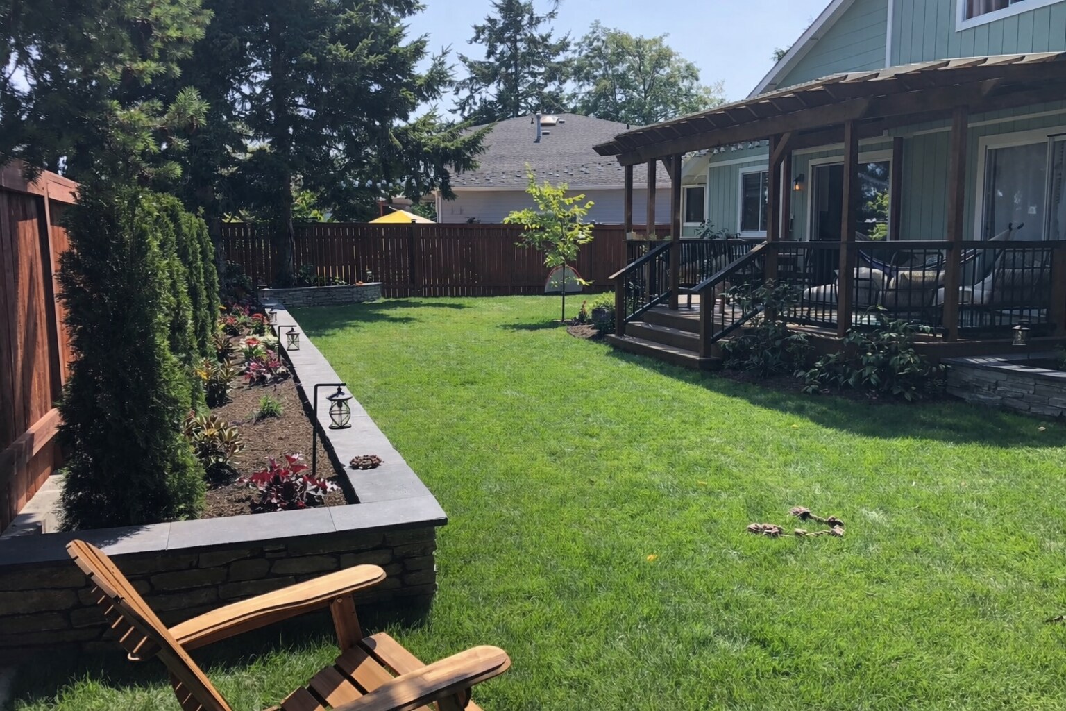 Building Photo - 520 NW Lateen St