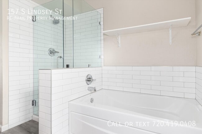 Building Photo - 157 S Lindsey St
