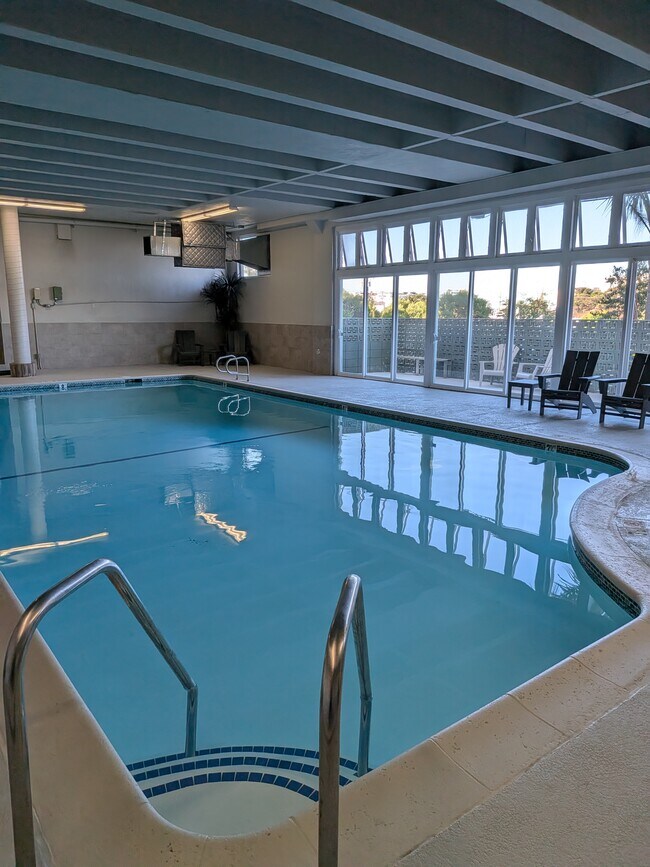 Pool - 1600 Ardmore Ave