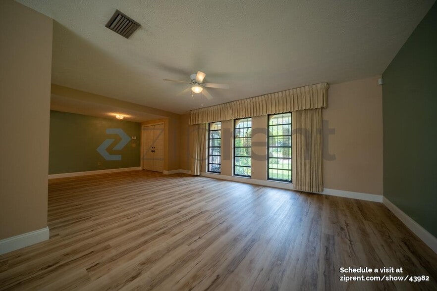 Building Photo - 1774 Whiskey Creek Dr