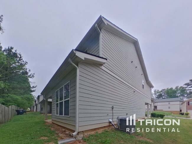 Building Photo - 2277 Wentworth Park Dr