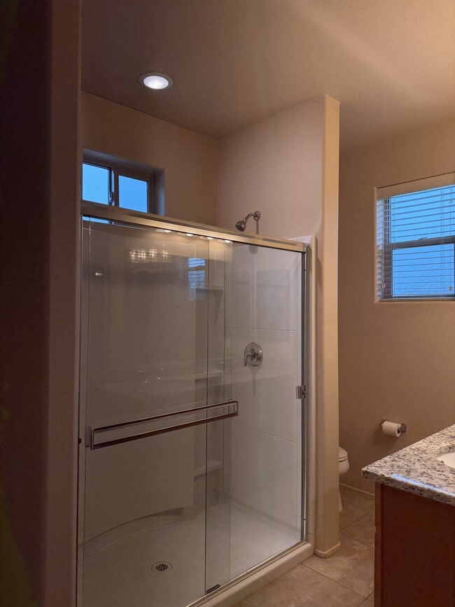 Building Photo - 4239 E Columbus Park Pl