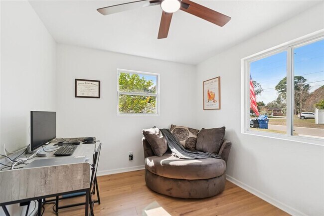 Building Photo - 7631 18th Way N