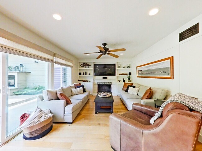 Building Photo - 33702 Calle Conejo