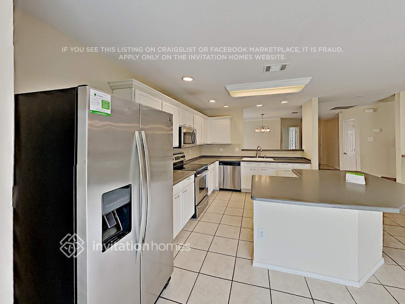 Building Photo - 8813 Stirrup Way