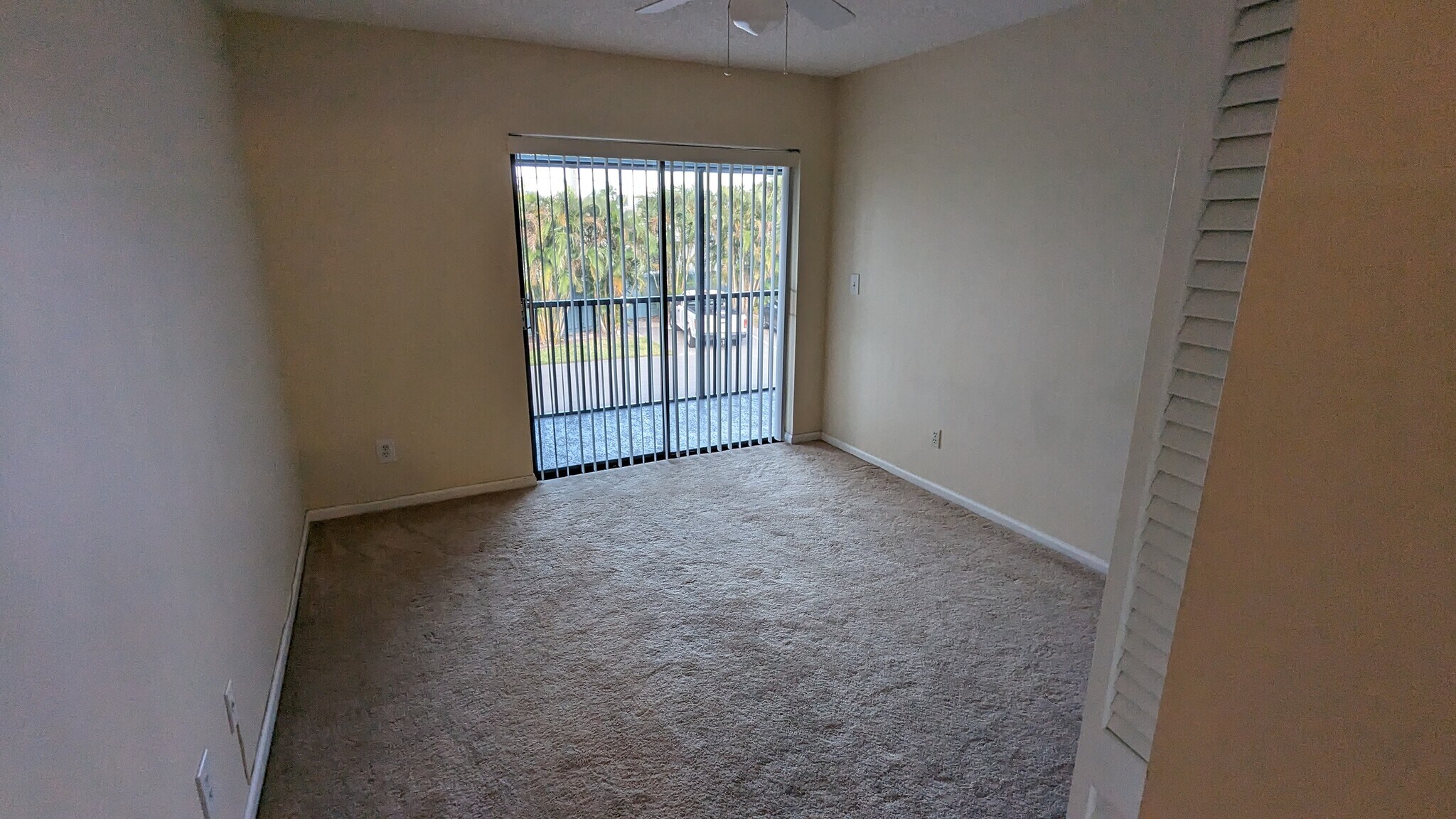 Building Photo - 950 S Kanner Hwy