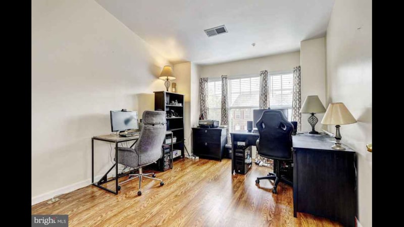 Building Photo - 65 Two Rivers Dr