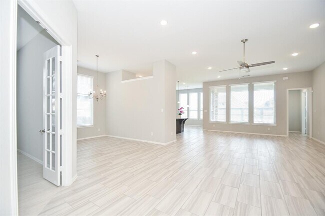 Building Photo - 30518 Night Heron Ln