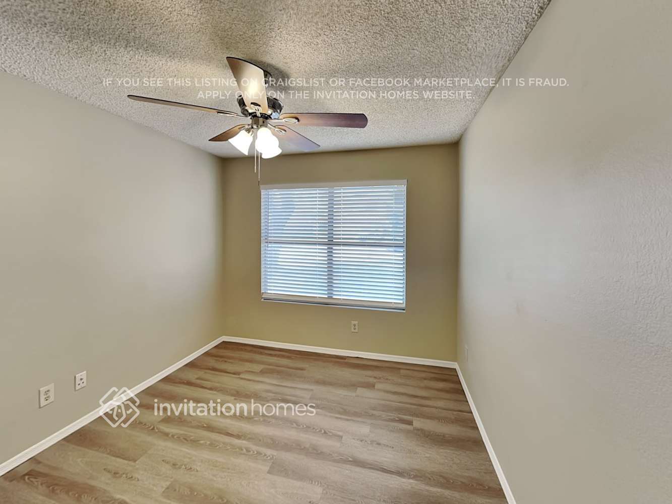 Building Photo - 4534 E Grove Ave