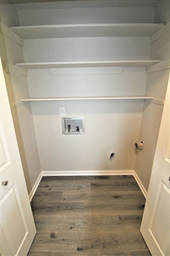 Building Photo - Remodeled Ranch Home in Steele Creek!
