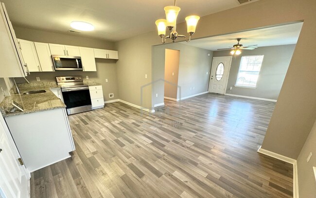 Building Photo - 4428 Guildhall Dr