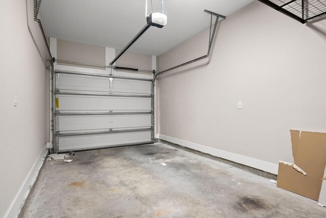 Building Photo - 222 N Sand Palm Rd