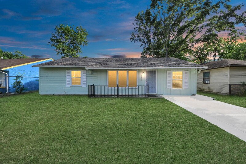 Building Photo - 4918 Perry St