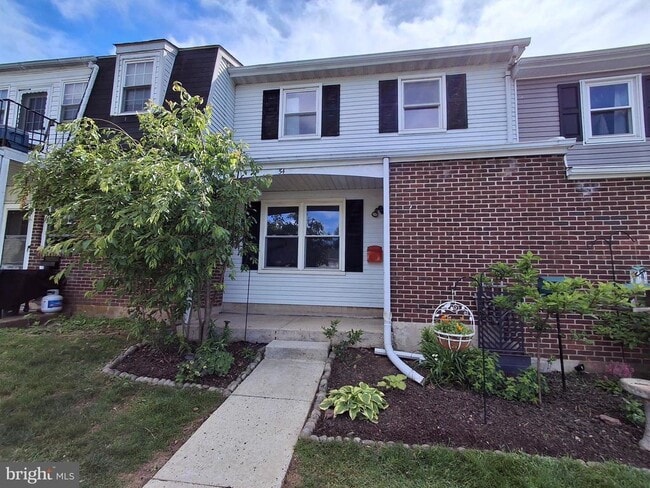 Building Photo - 54 Reliance Ct