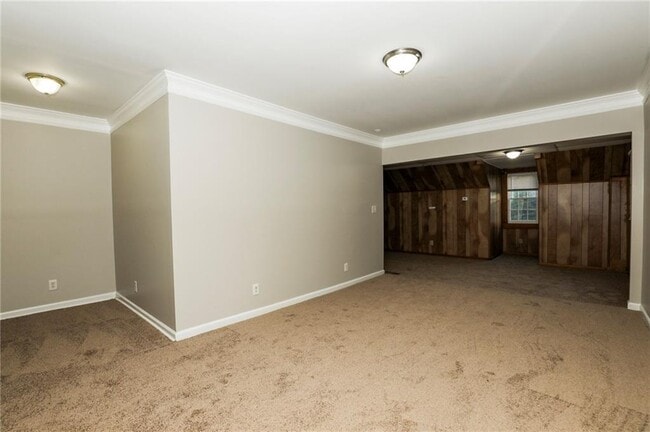 Building Photo - 1441 Blvd Lorraine SW