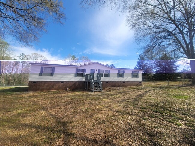 Building Photo - 104 Otis Rd