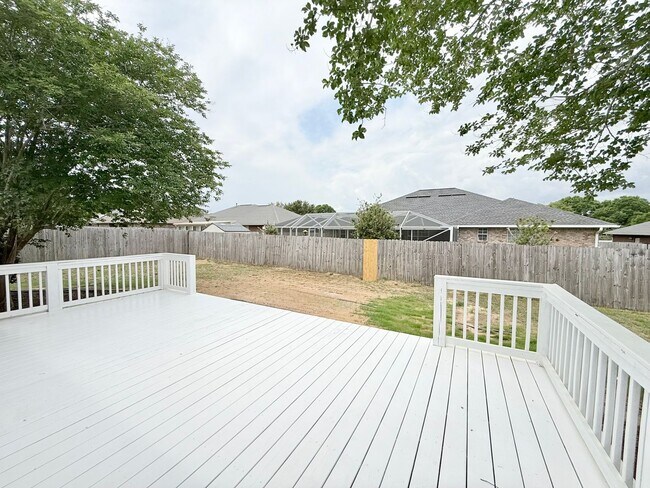 Building Photo - Spacious 4-Bedroom All Brick Home