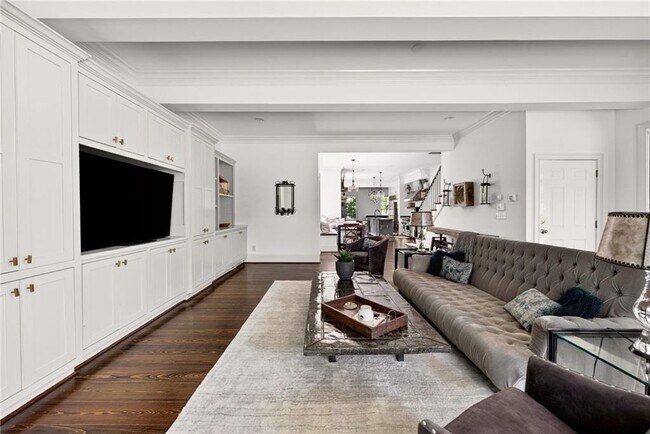 Building Photo - 3669 Cochise Dr SE