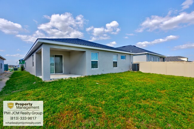 Building Photo - Magnificent, New Construction Winter Haven...