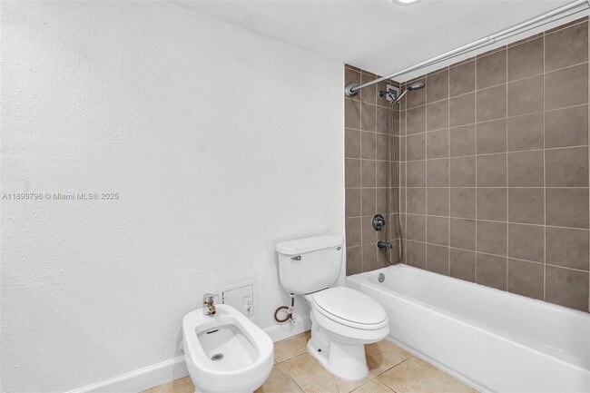 Building Photo - 5600 Collins Ave