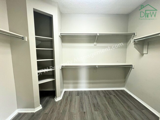 Building Photo - Spacious 5-Bedroom, 3.5-Bathroom Home for Lease in Denton, TX