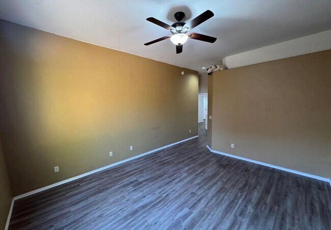 Building Photo - Beautiful 3 Bedroom 2 bath Tucson Home in Prime Eastside Location, Rancho Esperero – Available Now!