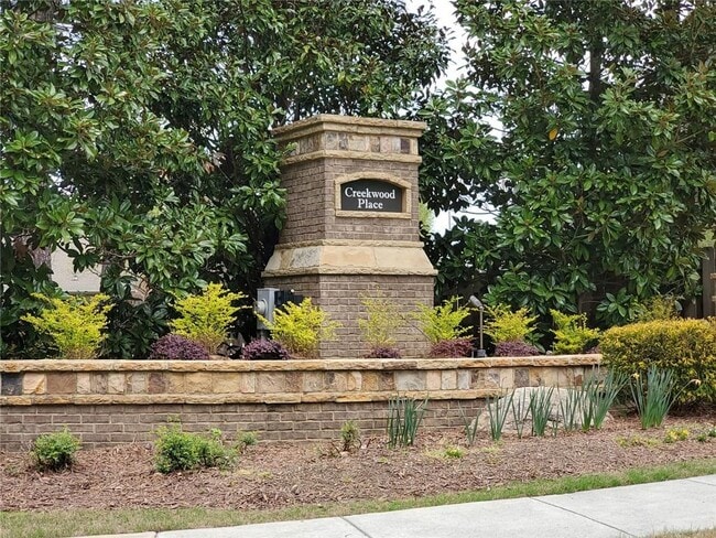 Building Photo - 225 Brookhaven Ct