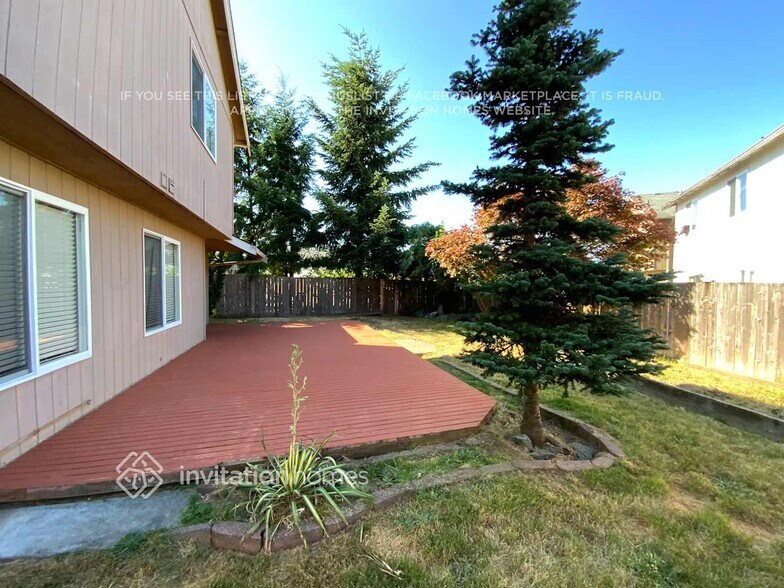 Building Photo - 20205 11th Ave Ct E