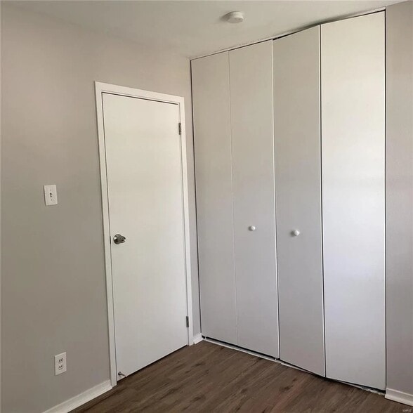 Building Photo - 12370 Pinta Dr