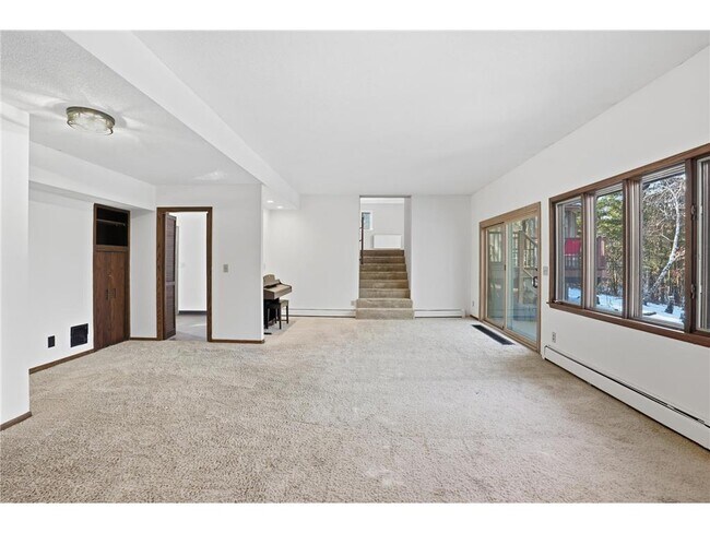 Building Photo - 15102 Afton Hills Dr S