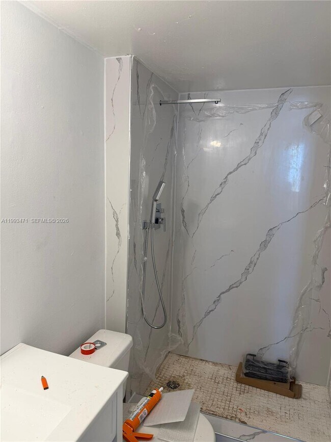 Building Photo - 486 NW 165th St