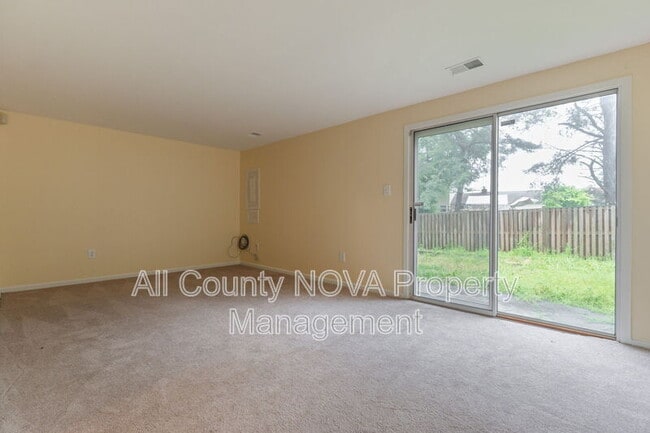 Building Photo - 7612 Indian Hills Dr
