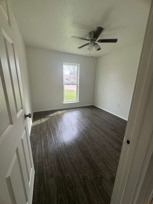 Building Photo - Location....Location....Location....