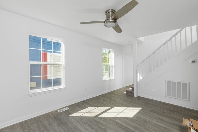 Building Photo - Spacious 4-Bedroom Home with Modern Upgrades Throughout