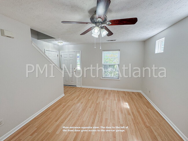 Building Photo - 5175 Sky Ridge Way