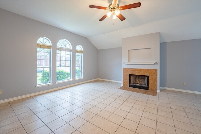 Building Photo - 1126 Noble Glen Dr