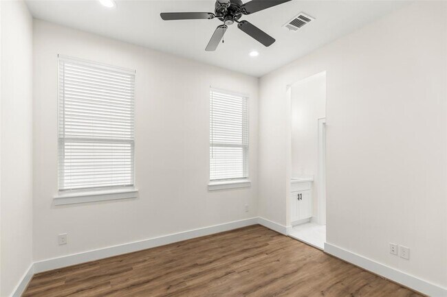Building Photo - 1812 Palmetto Landing Dr