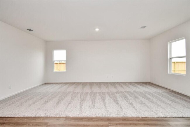 Building Photo - 5903 Grantgrala Dr
